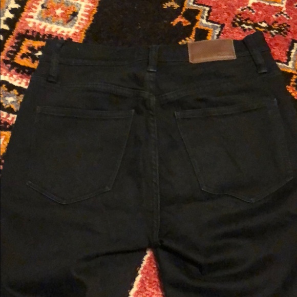 Madewell black distressed skinny jeans - Picture 5 of 5
